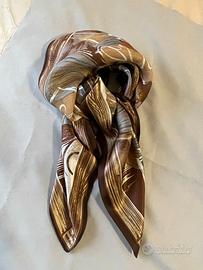 foulard di seta / silk 100% Nuovo con cartellino