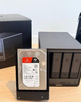 UGREEN NAS DXP4800 Plus + Seagate IronWolf 8 TB