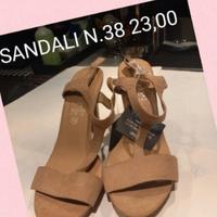 sandali beige 