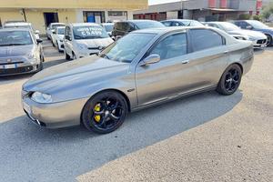 ALFA 166 2 serie 2.4 JTD m-JET 20V distinct