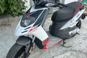 Aprilia replica Rs50