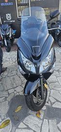 Scooter  Honda SWT 600