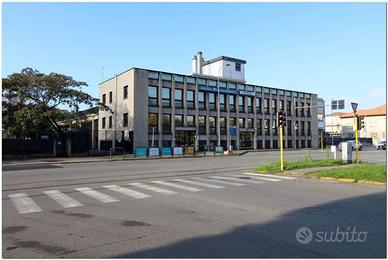 Immobile di 115 m² con 3 locali a Bresso
