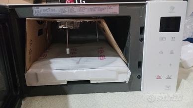 forno microonde

LG MH6336GIH