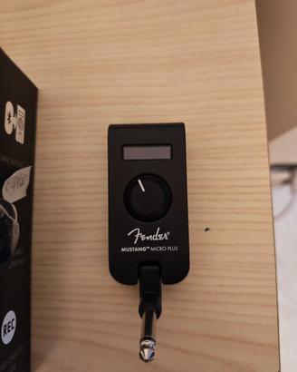 Fender Mustang micro plus