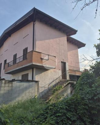 2 LOCALI A VIGEVANO