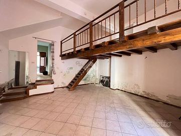 CASA INDIPENDENTE A CASTELLAMMARE DEL GOLFO