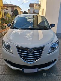 Lancia Ypsilon 1.2 69 CV  Silver