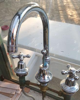 Rubinetti bagno lavandino e bidet