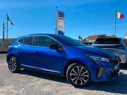 Renault Clio TCe 90 CV 5 porte Techno NAVI ''AZIEN