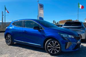 Renault Clio TCe 90 CV 5 porte Techno NAVI ''AZIEN