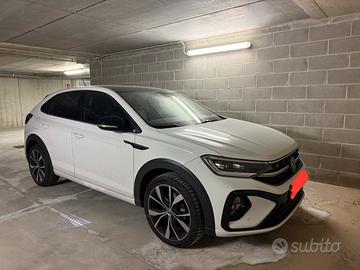 Volkswagen Taigo 1.0 TSI R Line cambio automatico