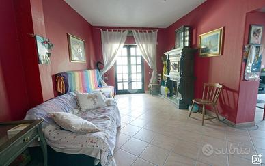 CASA INDIPENDENTE A ROCCANTICA