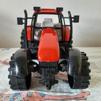 Trattore giocattolo 