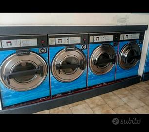 Lavatrice per lavanderia self service