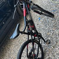 Montain bike ROCKRAIDER ST530s