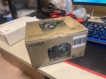 Fujifilm finepix s4000