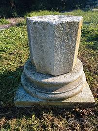 Capitello in pietra originale Villa Palladiana