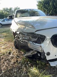 bmw serie 1 incidentata msport