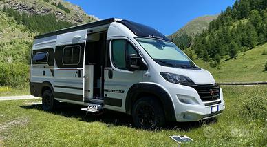 Van Adria Twin Sport SGX 6.40 Mtr 160 cv manuale