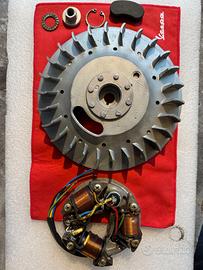 Volano + statore Vespa Primavera anni '70