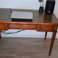 SCRIVANIA IN LEGNO CILIEGIO CON RIPIANO IN PELLE