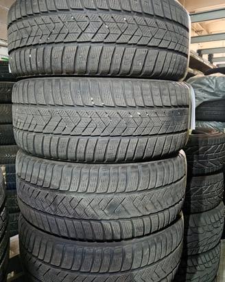 pneumatici invernali 235 45 R18 v