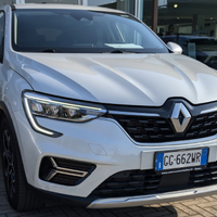 Arkana 2021 1.6 E-Tech full hybrid bianco met.