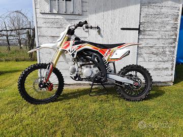 Pit bike 140