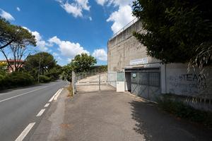 Torrevecchia - locale ad uso box/magazzino