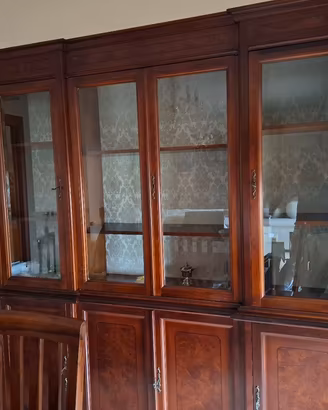 Credenza in Noce