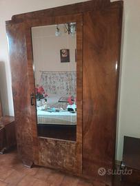 Armadio vintage anni '40/'50 in radica di noce
