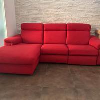 Divano con alzata elettrica