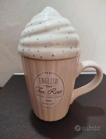 Tazza con coperchio Maisons du Monde. 