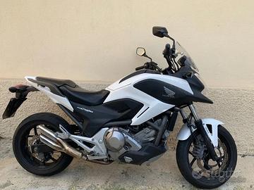Honda NC700X DCT - 2013 - 41.000 km