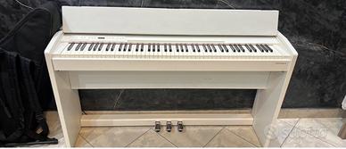 Clavinova Roland F 140 R white usata