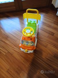 Macchina per bambini di 2-3 anni 