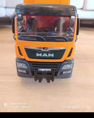 camion giocattolo