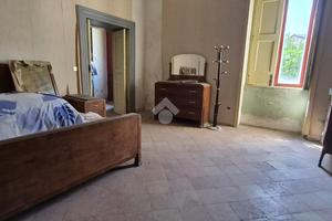 CASA SEMINDIPENDENTE A MONTESARCHIO