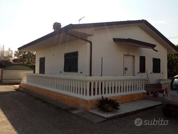 Marina di Massa zona Viale Roma a 800 mt dal mare