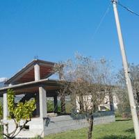 Scambierei grezzo in cemento armato di villa bifa