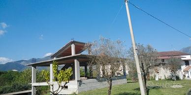 Scambierei grezzo in cemento armato di villa bifa