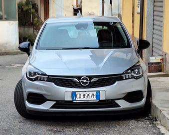 2021 - Opel Astra 1.5 cdti - Cambio Automatico