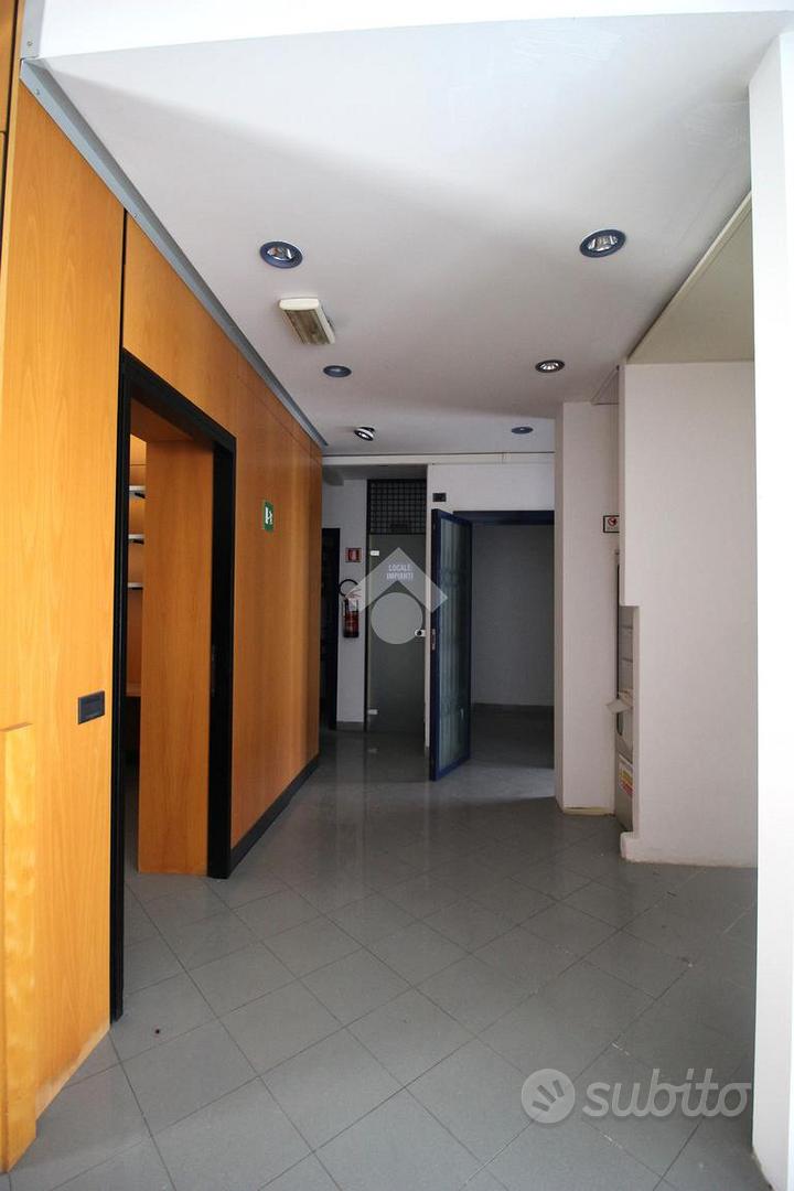NEGOZIO A MARMIROLO - Vista 4