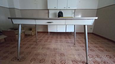 Tavolino formica anni '50