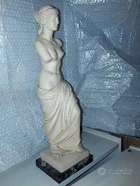 Afrodite statua Dea dell'amore