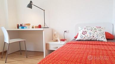 Stanza singola in centro storico da Agosto