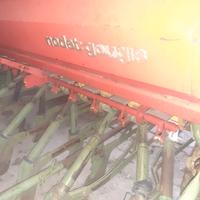 Trattore agricolo+seminatrice