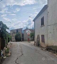 CASA INDIPENDENTE A MONTESARCHIO