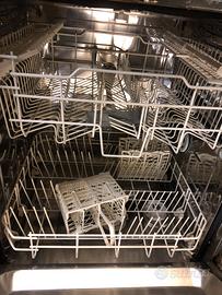 Lavastoviglie Smeg ST114